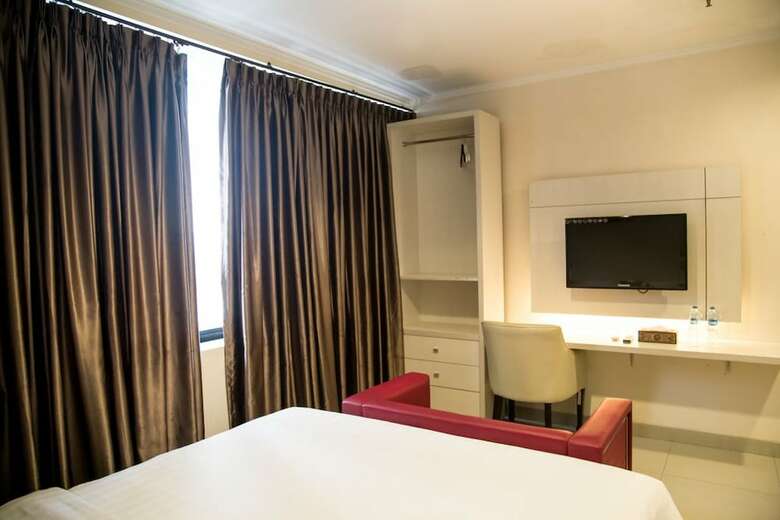 Hotel Nite And Day Jakarta Roxy