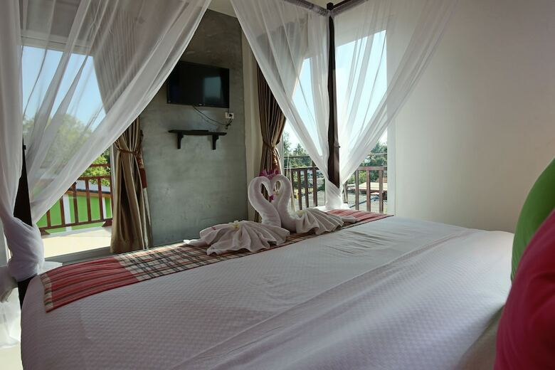 Hotel Pinky Bungalows Resort