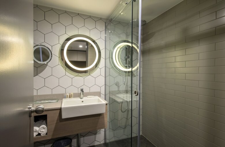 Hotel Crowne Plaza Alice Springs Lasseters