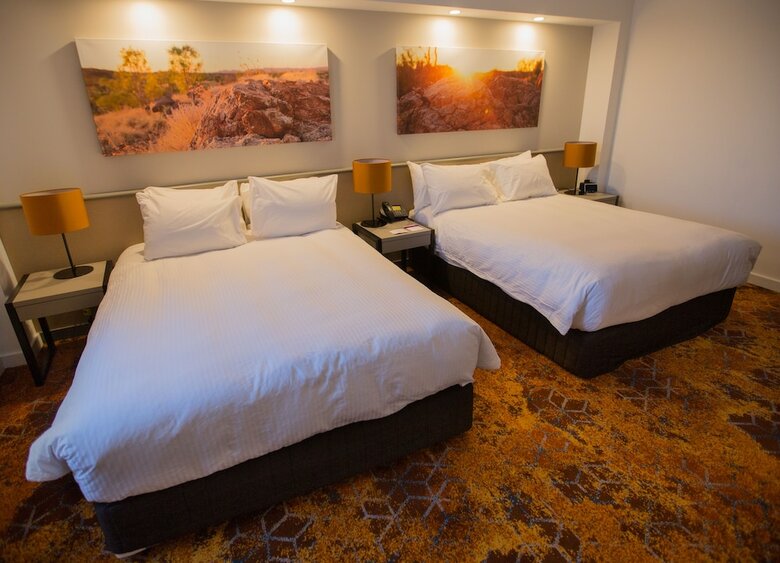 Hotel Crowne Plaza Alice Springs Lasseters