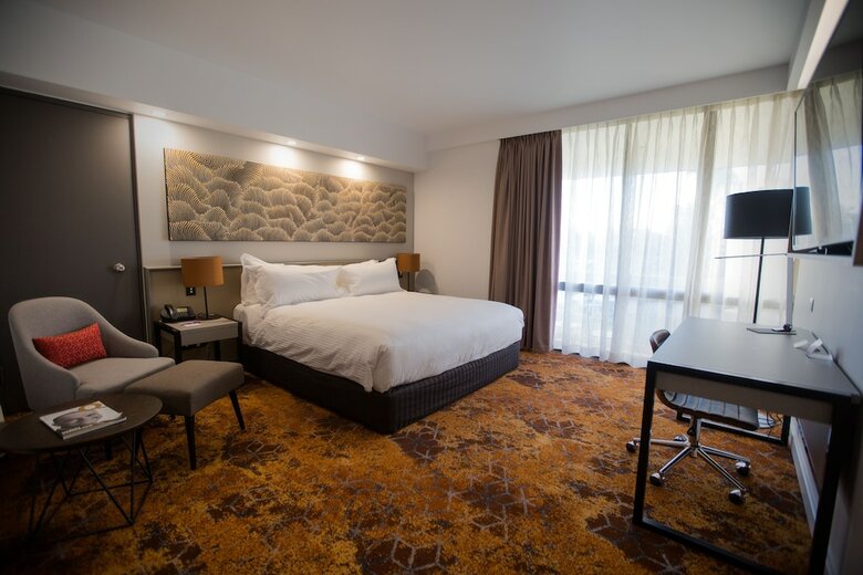 Hotel Crowne Plaza Alice Springs Lasseters