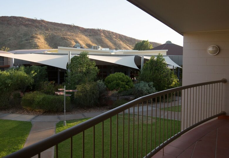 Hotel Crowne Plaza Alice Springs Lasseters
