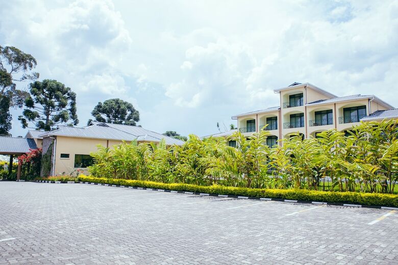 Gorillas Volcanoes Hotel