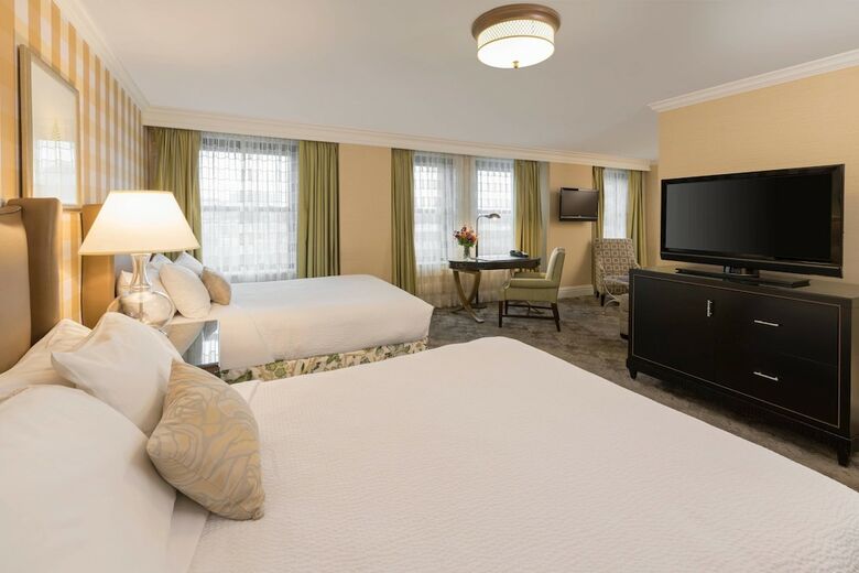 The Raphael Hotel, Autograph Collection