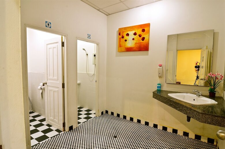Hostal Squareone - Hostel