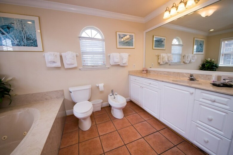 Tortuga Inn Beach Resort