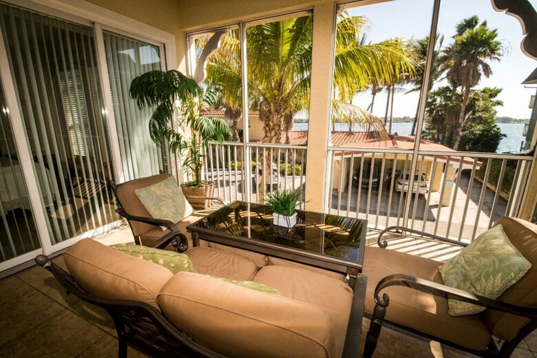 Tortuga Inn Beach Resort