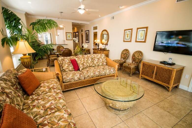 Tortuga Inn Beach Resort
