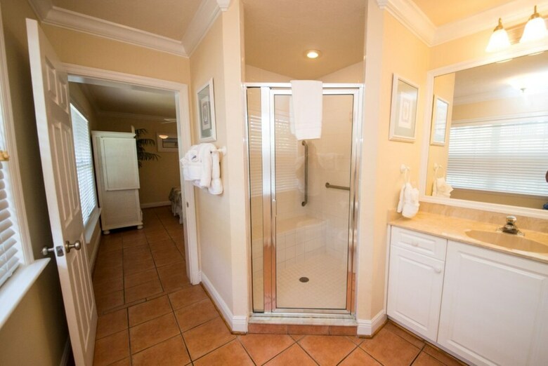 Tortuga Inn Beach Resort