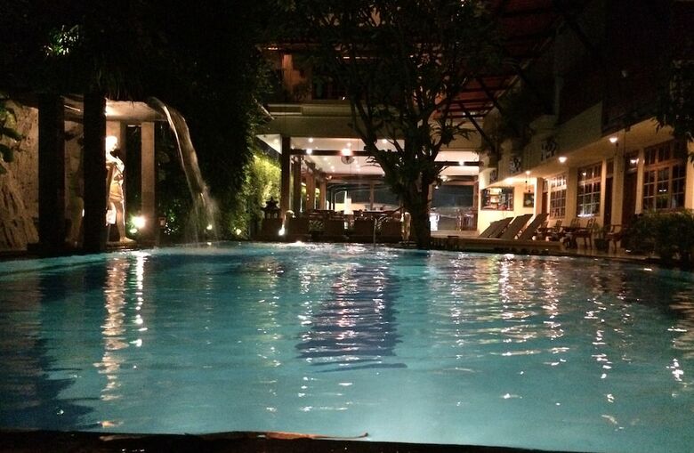 Green Garden Hotel