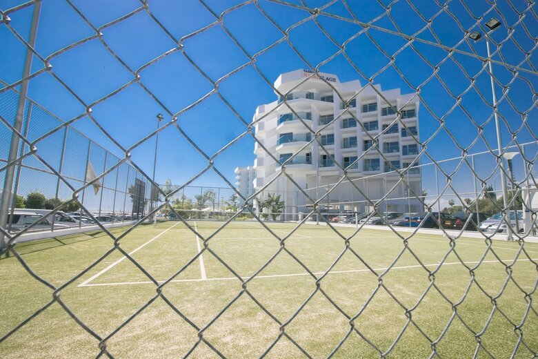 Vassos Nissi Plage Hotel