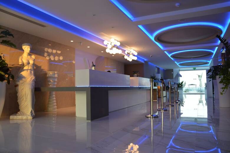 Vassos Nissi Plage Hotel