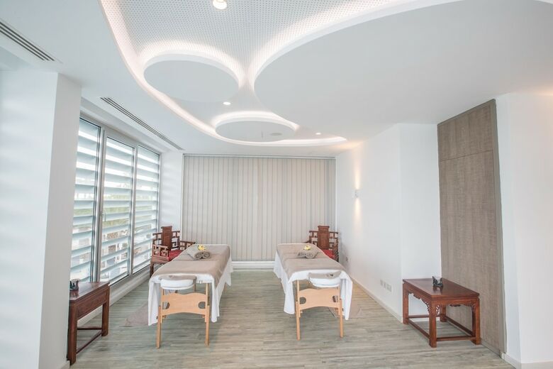 Vassos Nissi Plage Hotel