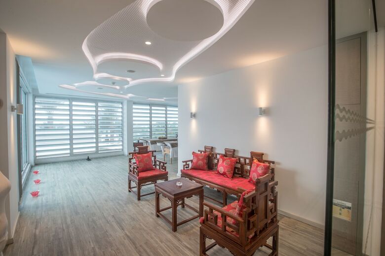 Vassos Nissi Plage Hotel