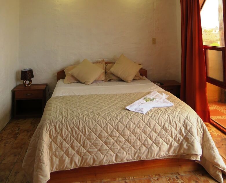 Bed & Breakfast Royal Galapagos Inn