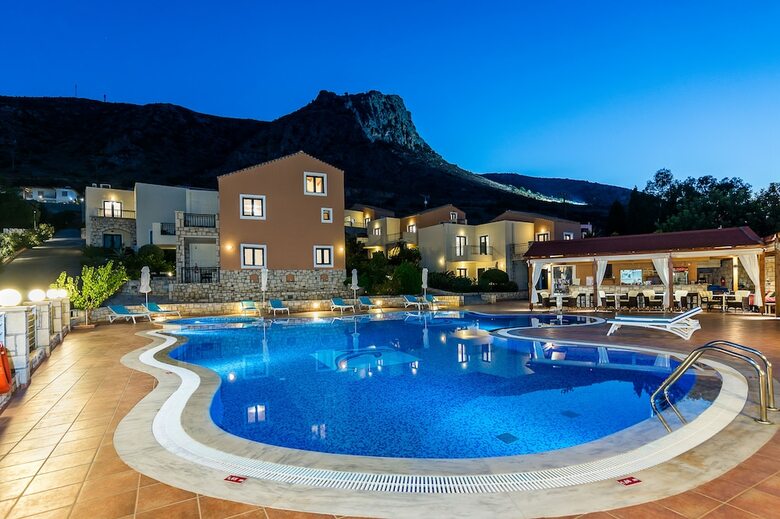 Aparthotel Pilot's Villas Luxury Suites
