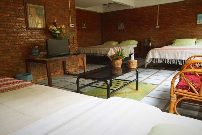 Hotel Srinual Lodge