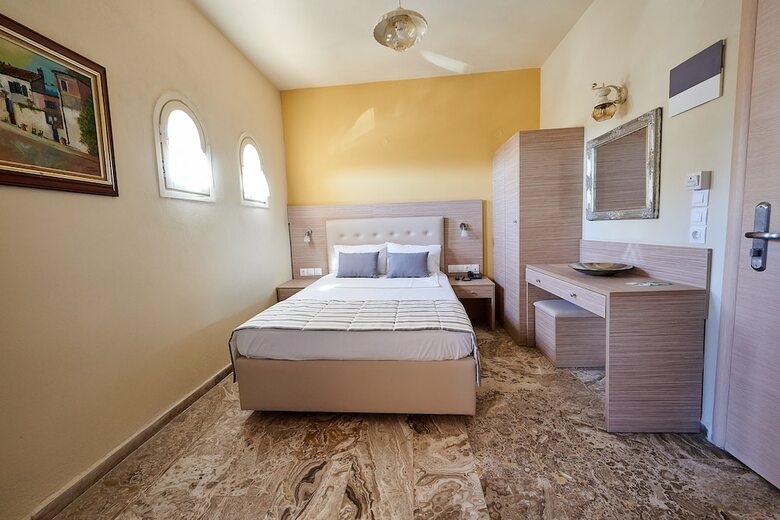 Thalia Deco City & Beach Hotel