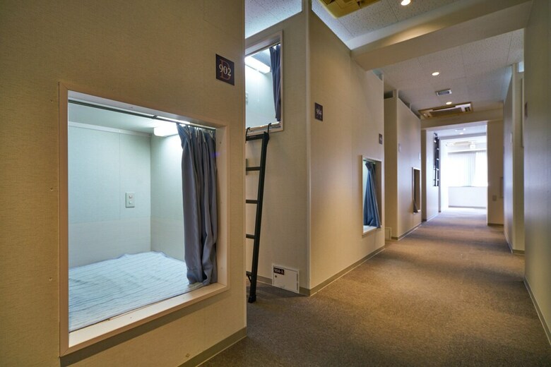 1 Night 1980 Hostel Tokyo