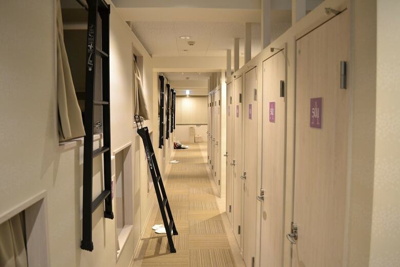 1 Night 1980 Hostel Tokyo