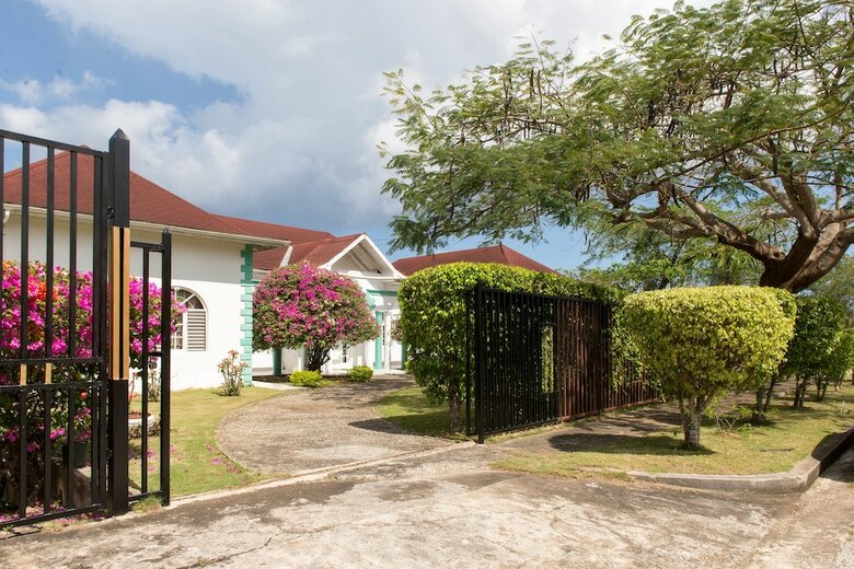 Apartamentos Diamond Villas And Suites