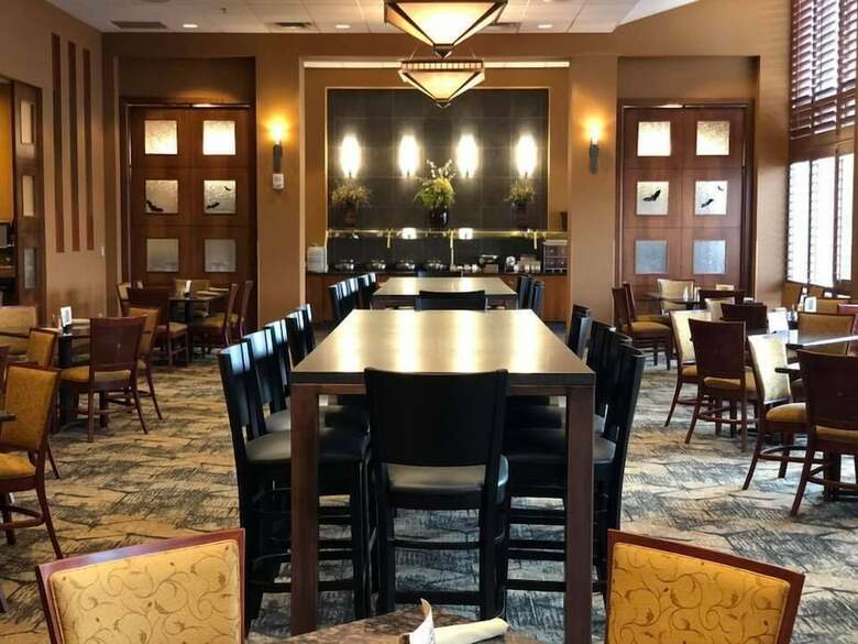 Doubletree By Hilton Hotel Bay City - Riverfront