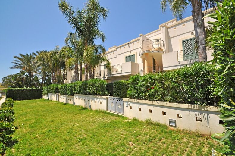 Hotel Ara Inn Resort