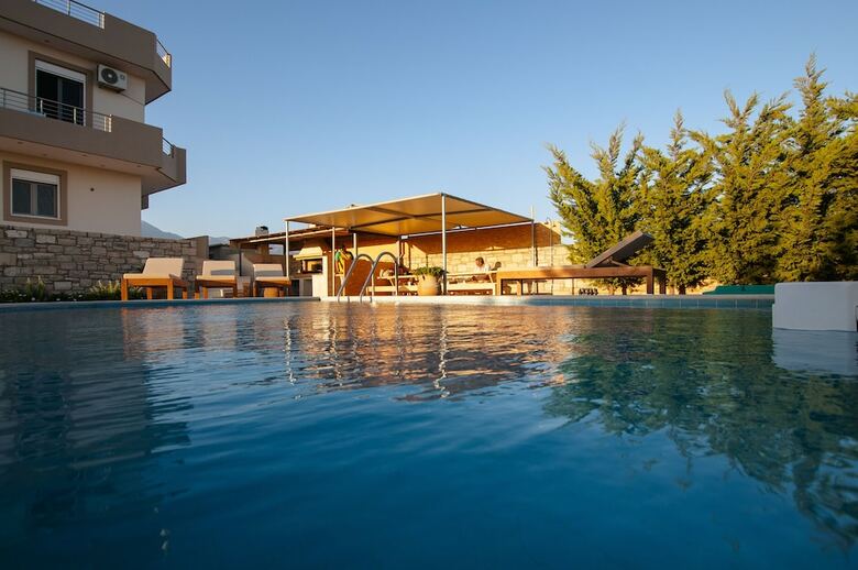 Hotel Elpidis Villa
