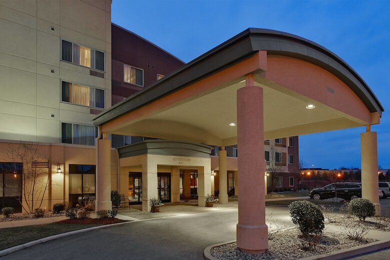 Hotel Courtyard By Marriott Louisville Northeast