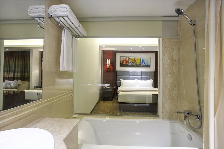 Hotel Bengal Blueberry