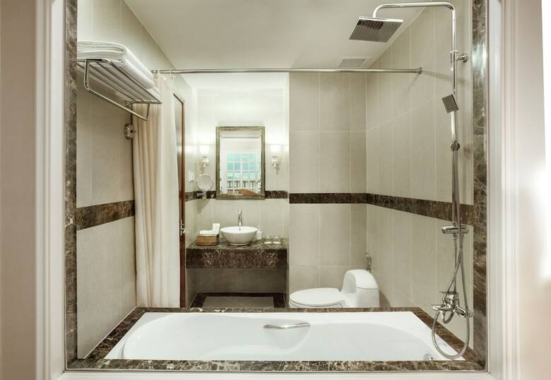 Sunrise Nha Trang Beach Hotel & Spa