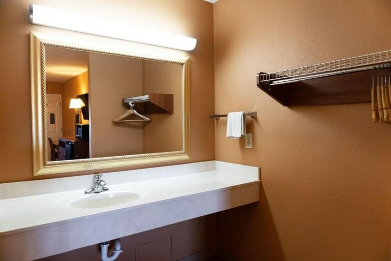 Hotel Laredo Executive Inn