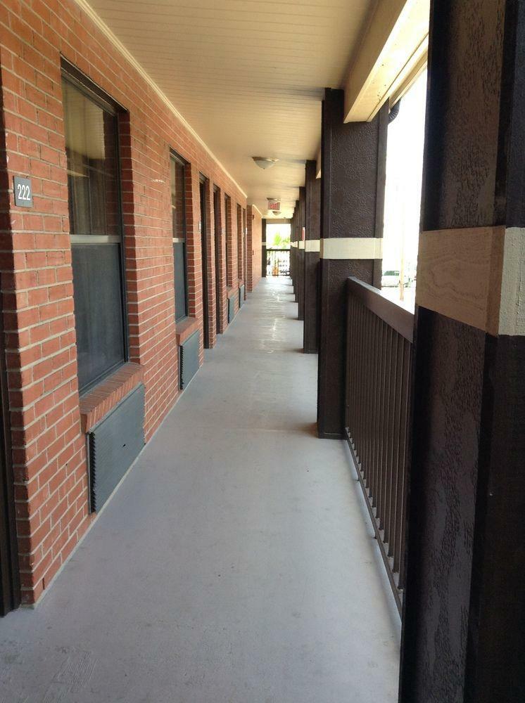 Hotel Laredo Executive Inn