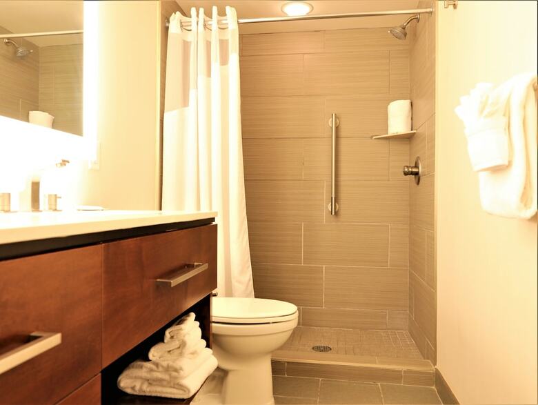 Hotel Doubletree By Hilton Omaha Southwest