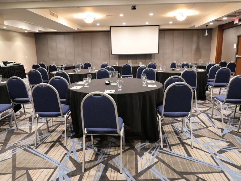 Hotel Doubletree By Hilton Omaha Southwest
