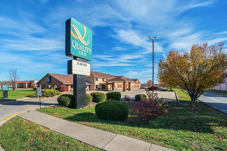 Hotel Quality Inn Carbondale University Area