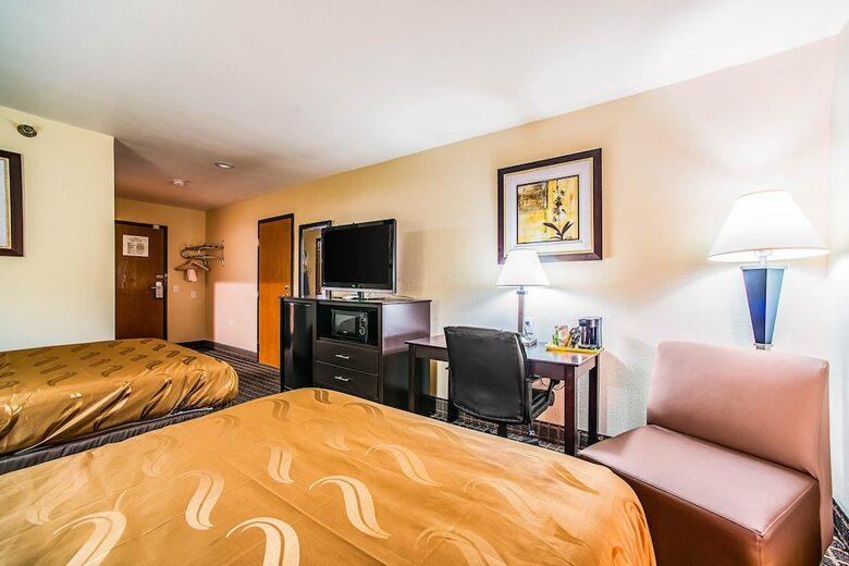 Hotel Quality Inn Carbondale University Area