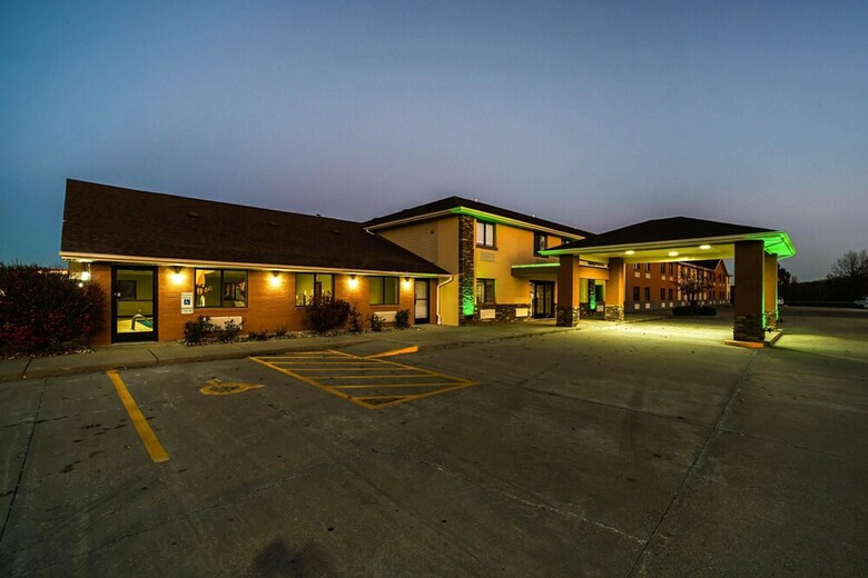 Hotel Quality Inn Carbondale University Area
