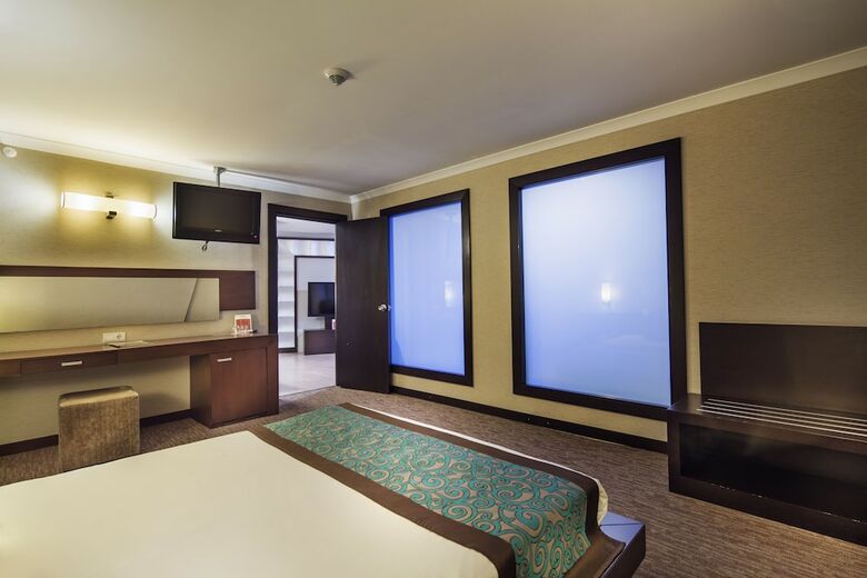 Catamaran Resort Hotel - All Inclusive