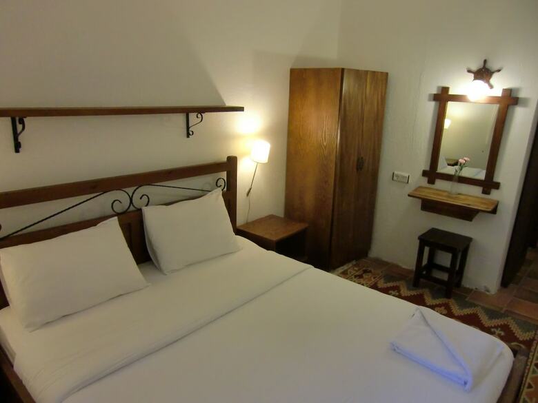 Happy Caretta Hotel