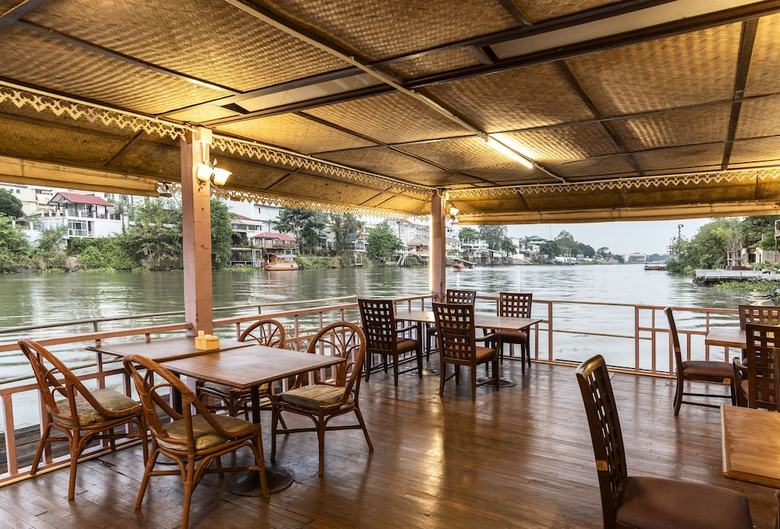 Ayothaya Riverside Hotel Ayutthaya