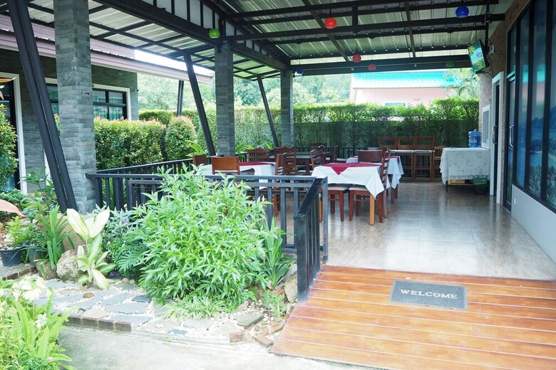 Hotel Jinda Resort