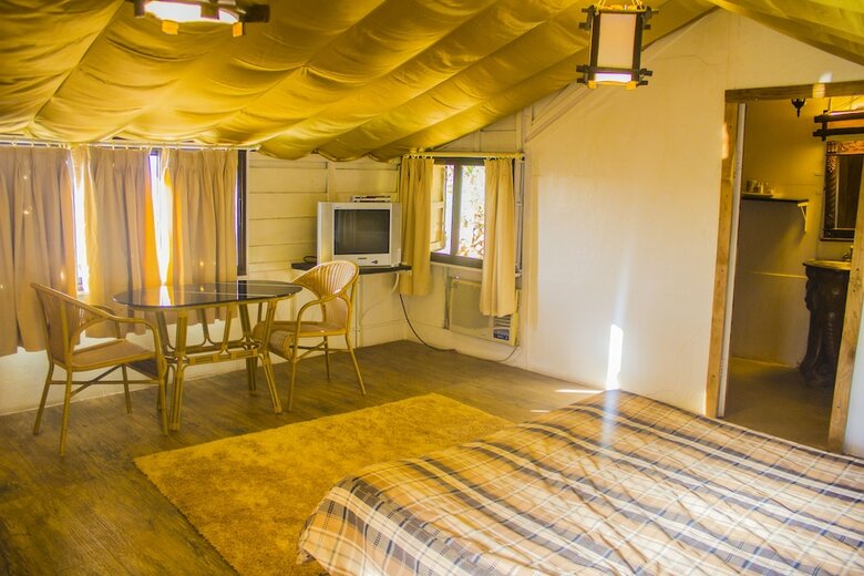 Ravine Hotel