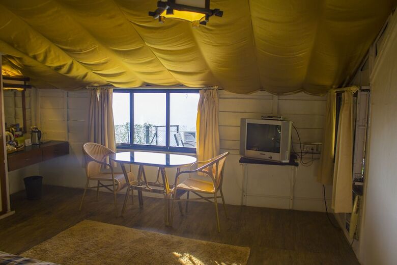 Ravine Hotel