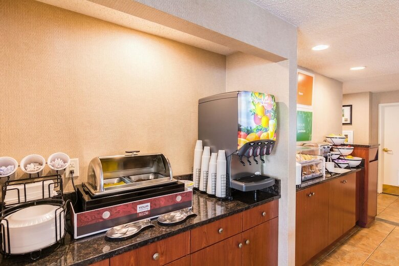 Hotel Comfort Inn At Joint Base Andrews