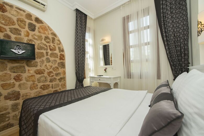 Argos Hotel