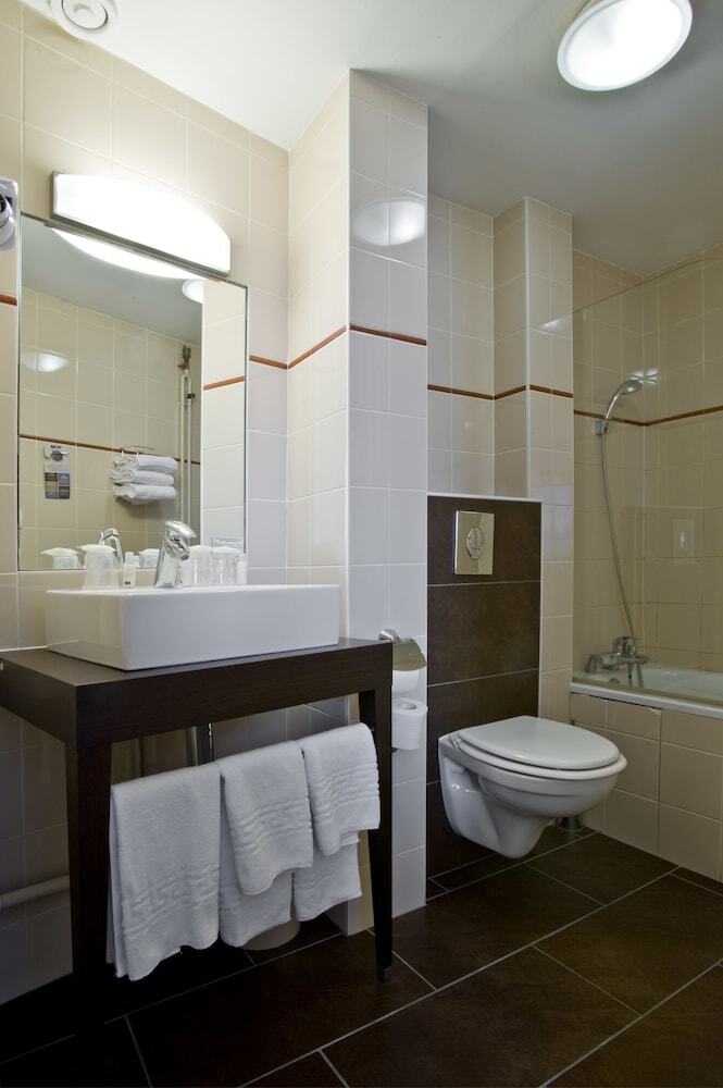 Hotel Kyriad Dijon - Gare