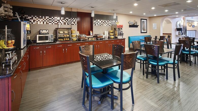 Hotel Sam Houston Inn & Suites