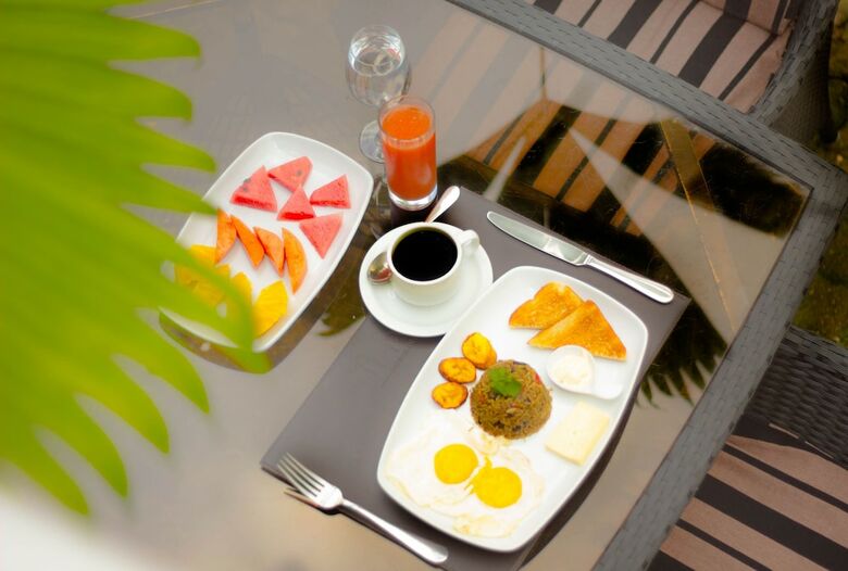 Tifakara Boutique Hotel & Birding Oasis