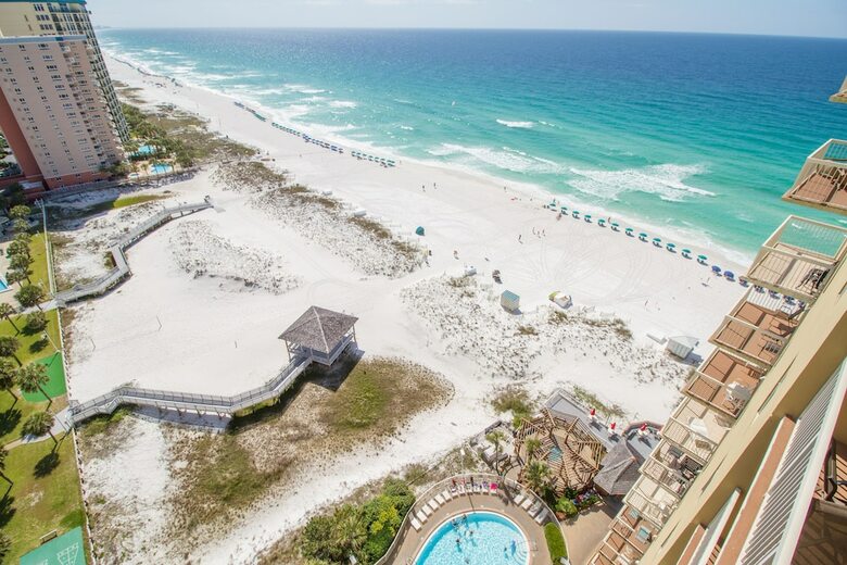 Pelican Beach Resort & Conference Center